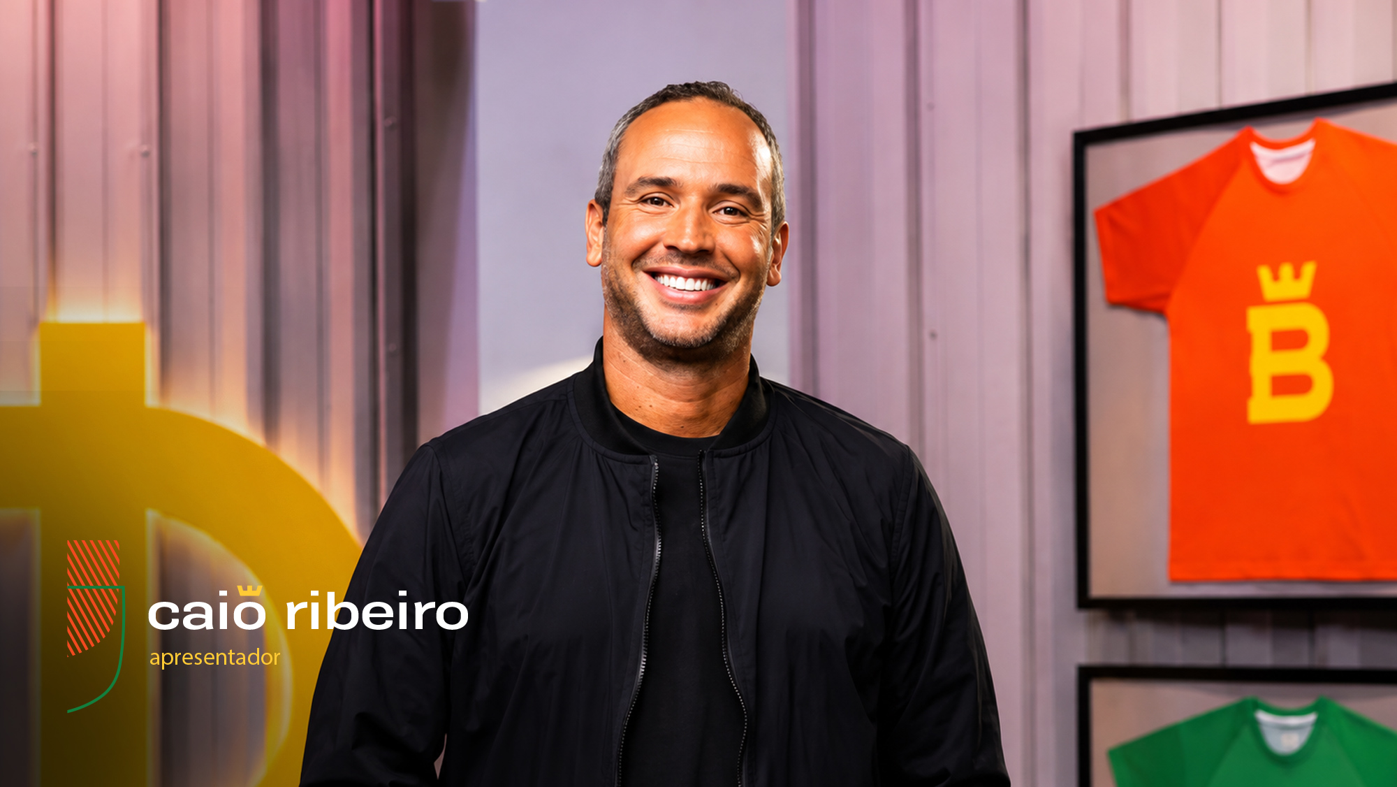 Roger Flores e Caio Ribeiro no cenário